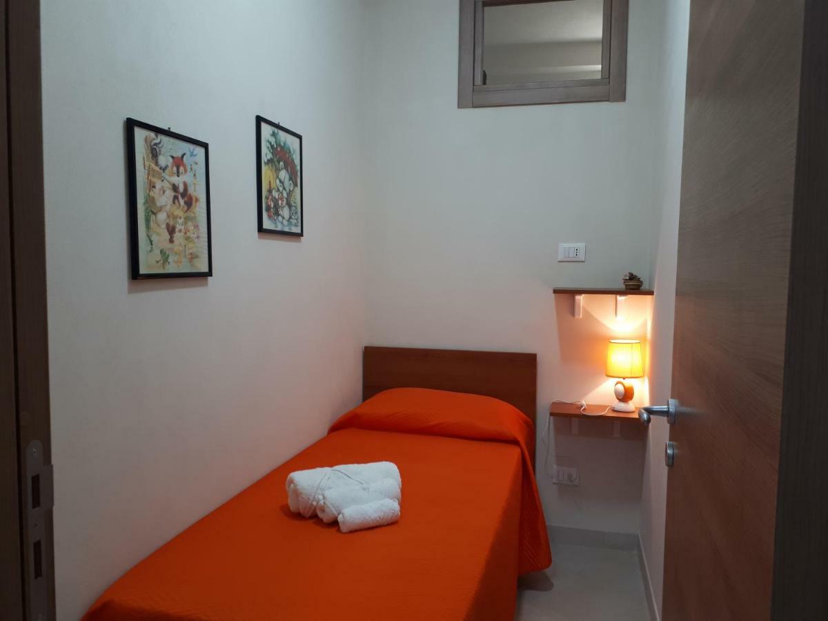 Casa Vacanza Demi Алкамо Марина Екстериор снимка